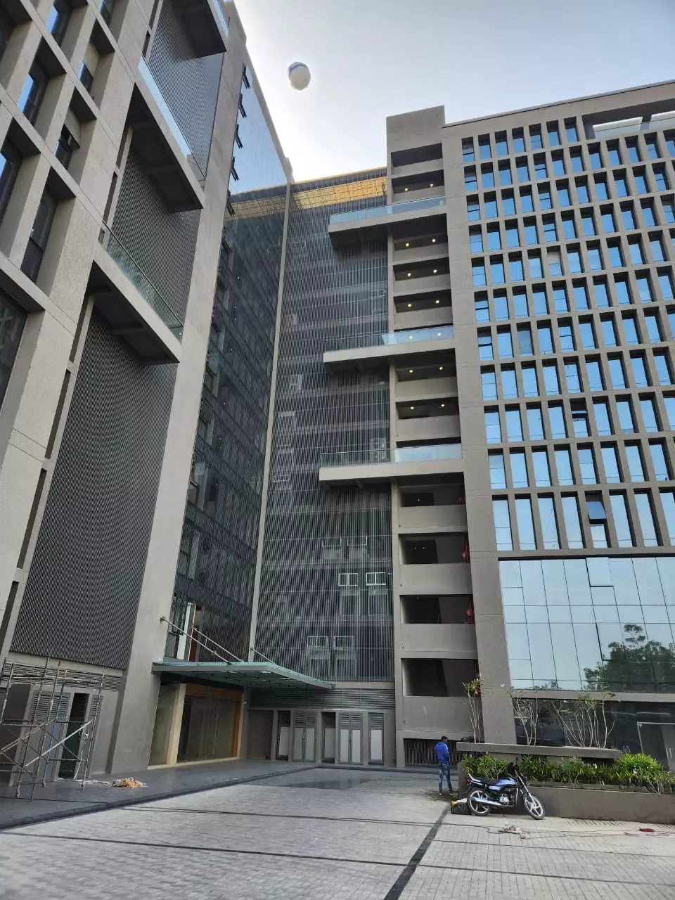 2065 SqFt Office For Rent In Office For Rent In Zion Z1 Thaltej